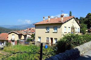 1 VERNET LES BAINS - PO - LE VIILAGE (58)